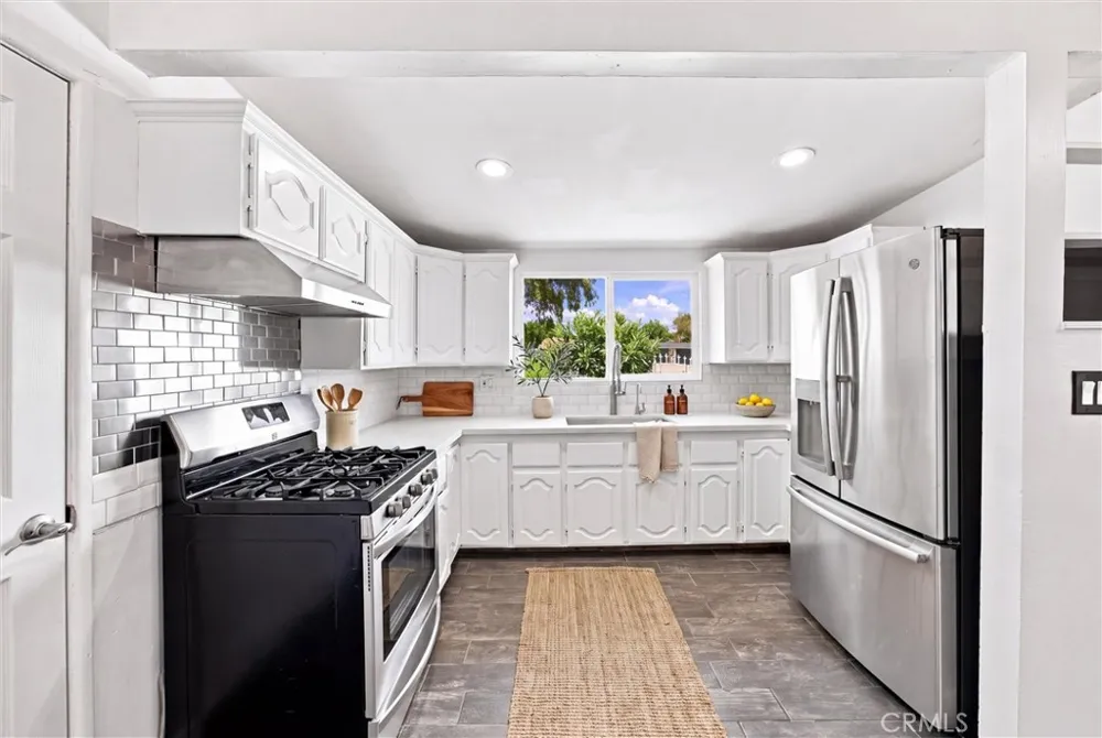156 S Shipman La Puente, CA 91744