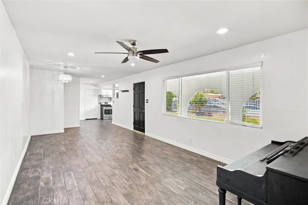 156 S Shipman La Puente, CA 91744