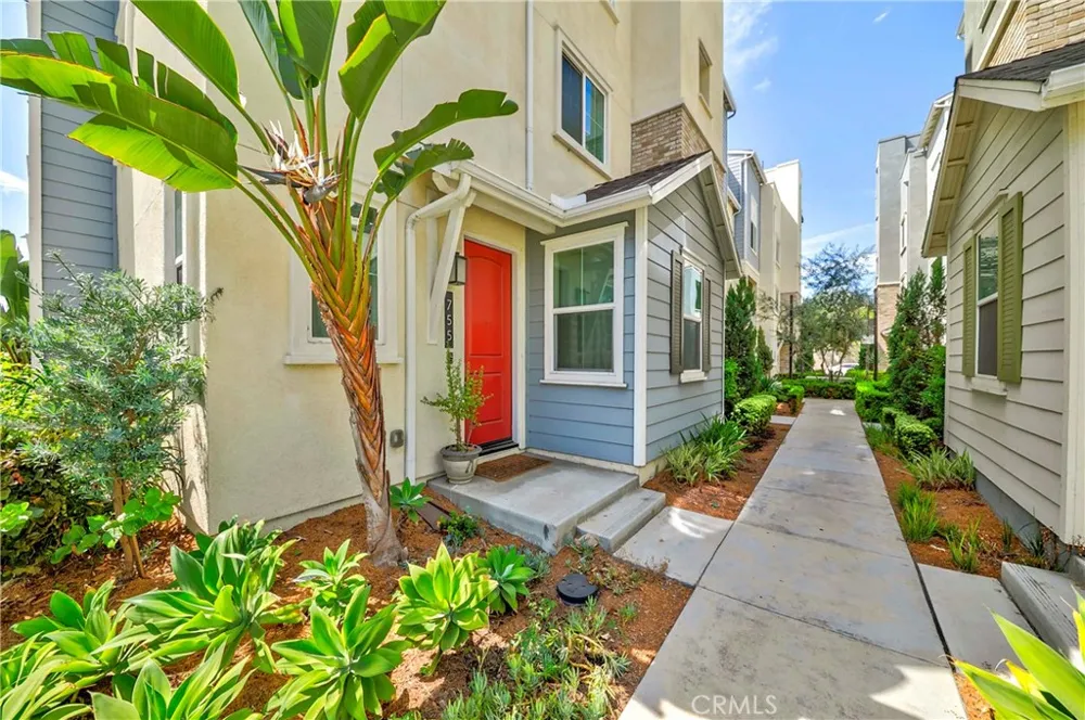 755 S Mosaic Street Anaheim, CA 92805