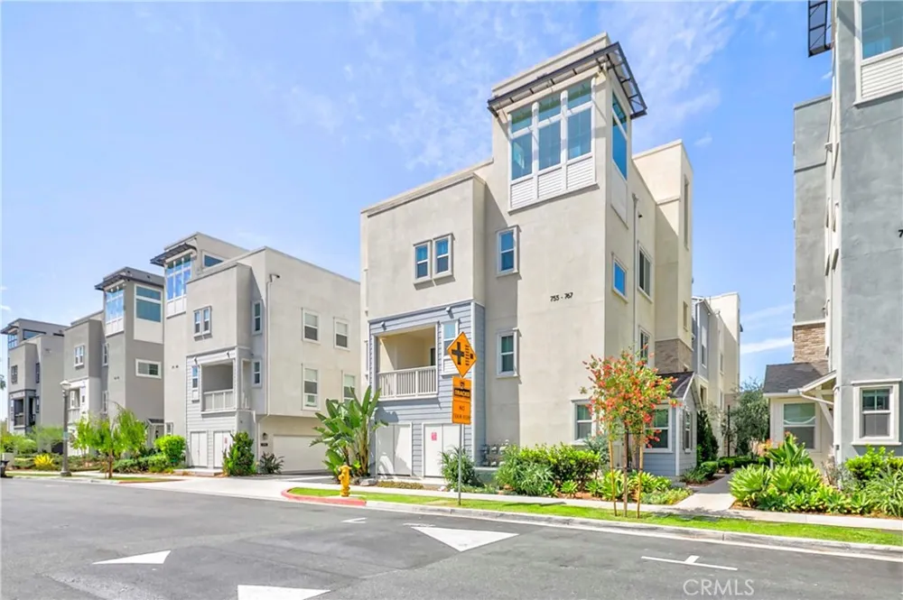 755 S Mosaic Street Anaheim, CA 92805