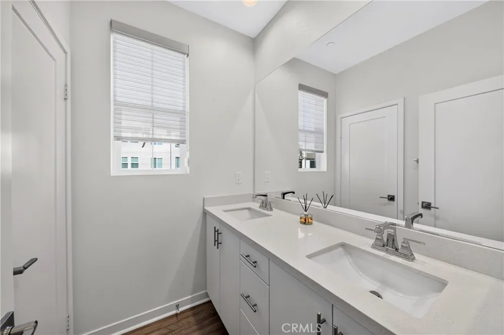 755 S Mosaic Street Anaheim, CA 92805
