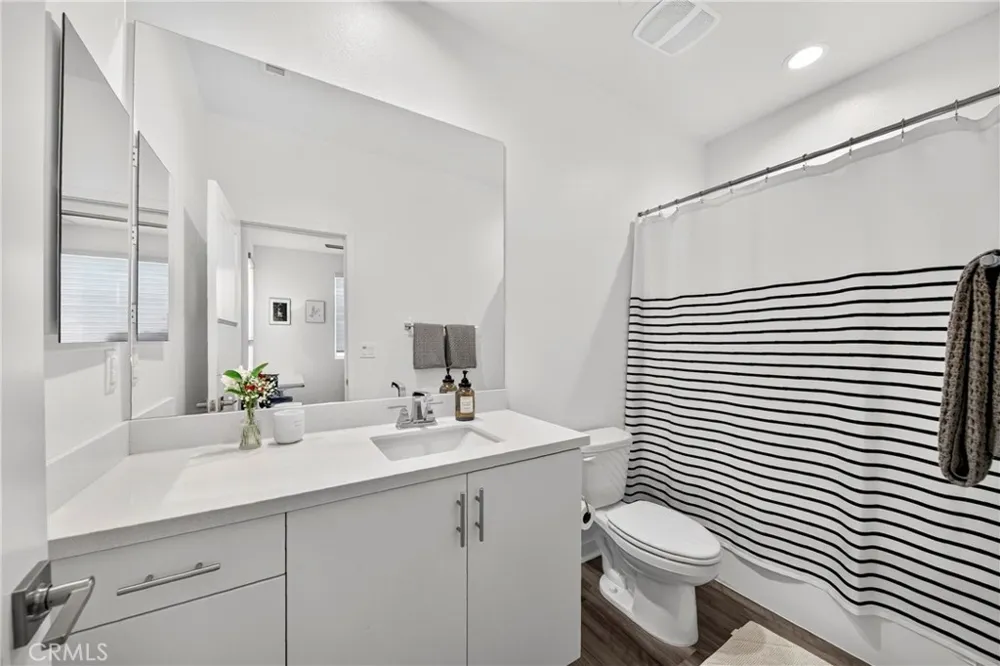 755 S Mosaic Street Anaheim, CA 92805