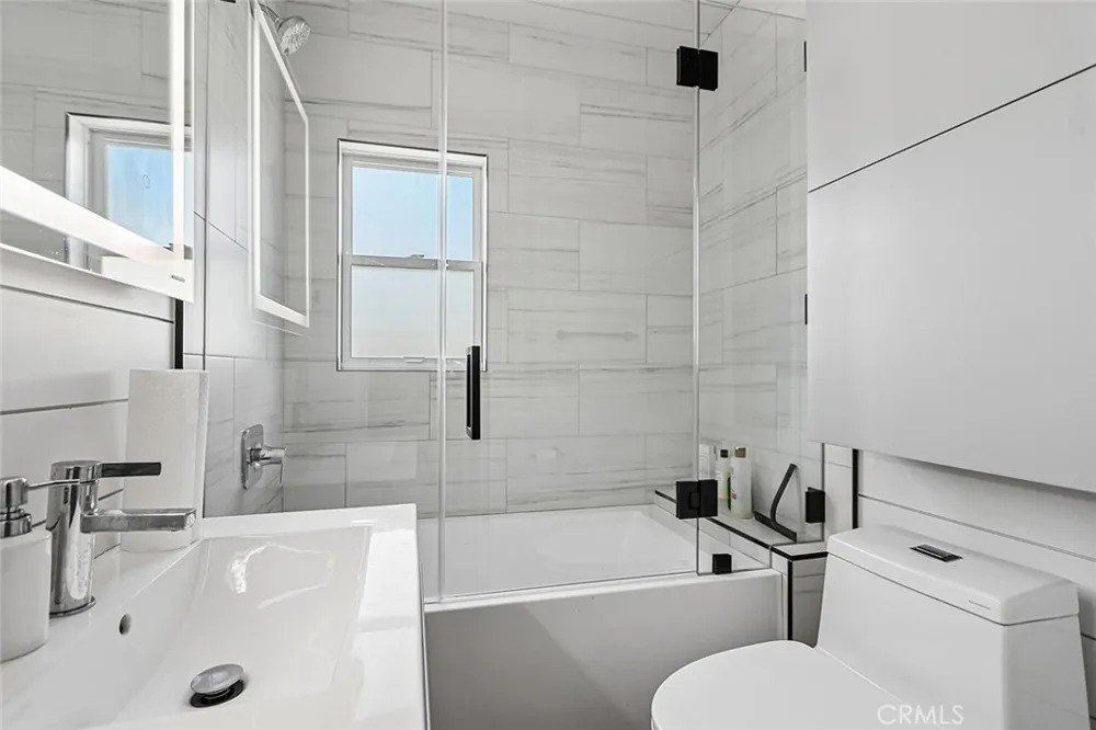 115 21st St Manhattan Beach, CA 90266
