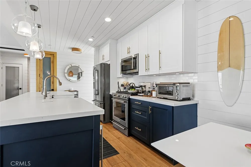 115 21st St Manhattan Beach, CA 90266