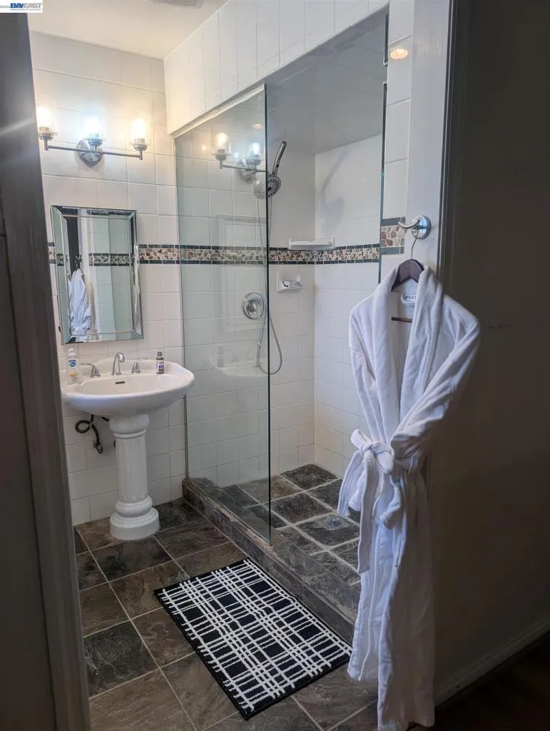 4017 Silver St Pleasanton, CA 94566