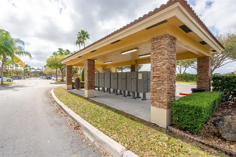 935 NE 33rd Ter #203 Homestead, FL 33033