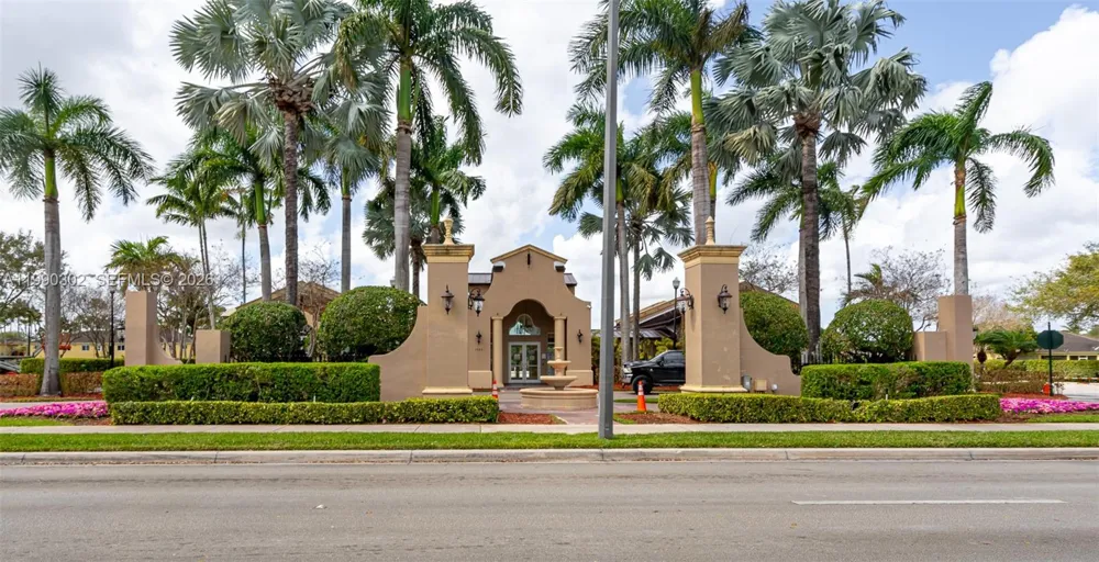935 NE 33rd Ter #203 Homestead, FL 33033