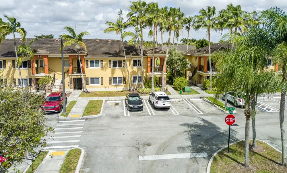 935 NE 33rd Ter #203 Homestead, FL 33033