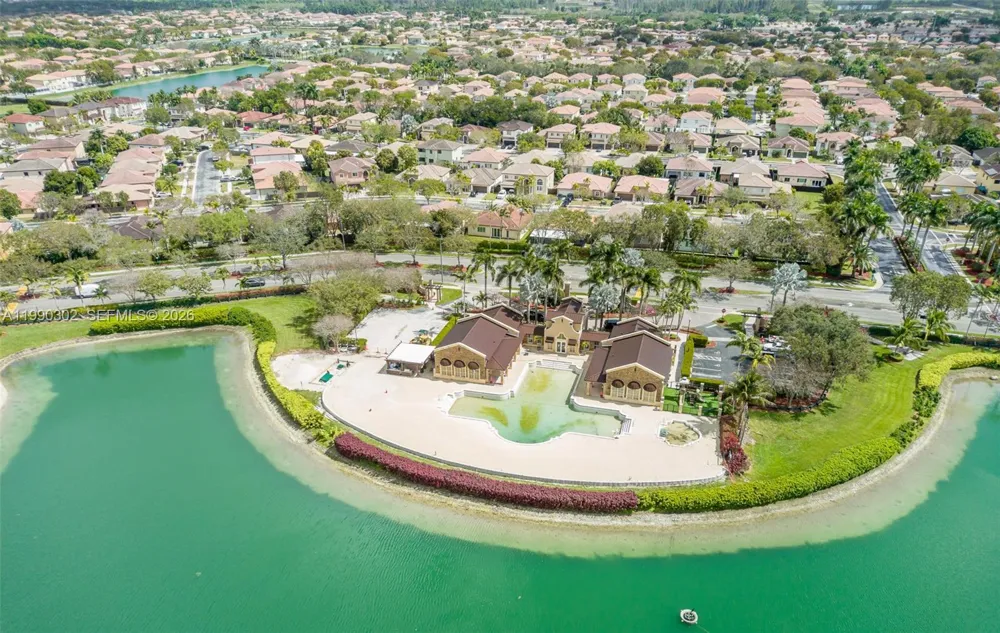 935 NE 33rd Ter #203 Homestead, FL 33033