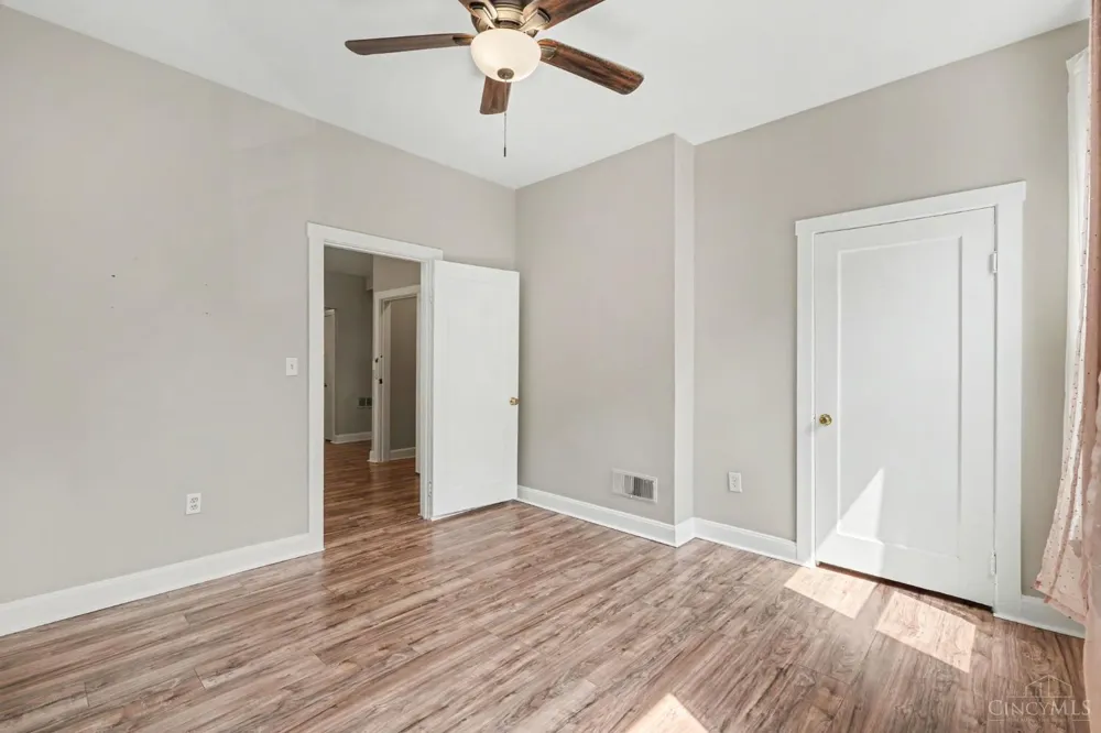 2149 W Clifton Avenue Cincinnati, OH 45219