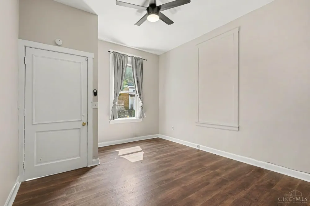 2149 W Clifton Avenue Cincinnati, OH 45219