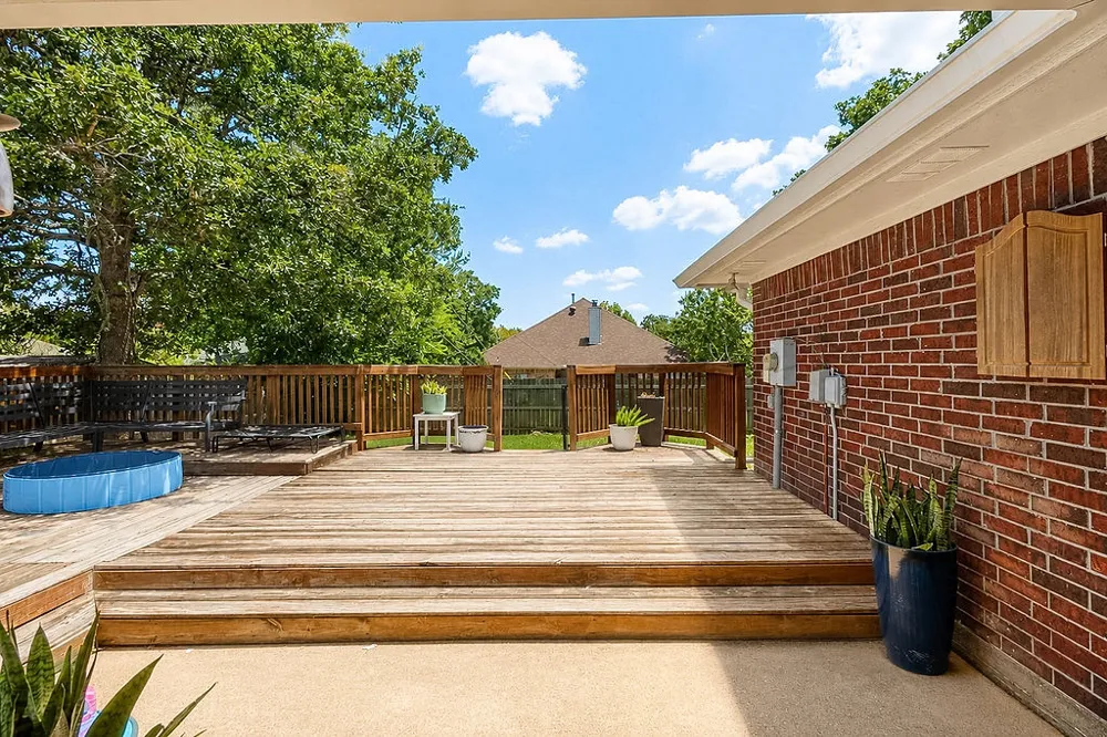 6200 Trellick Court Bryan, TX 77802