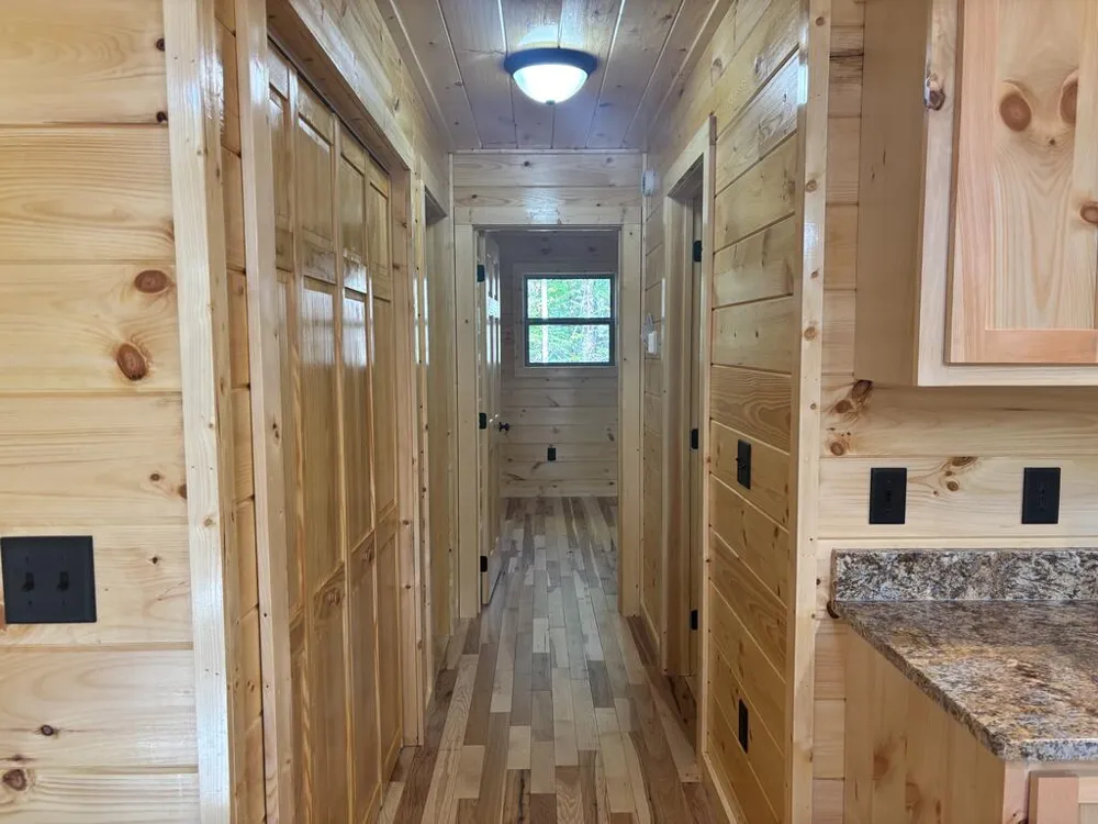 83 Noelle's Pass Murphy, NC 28906