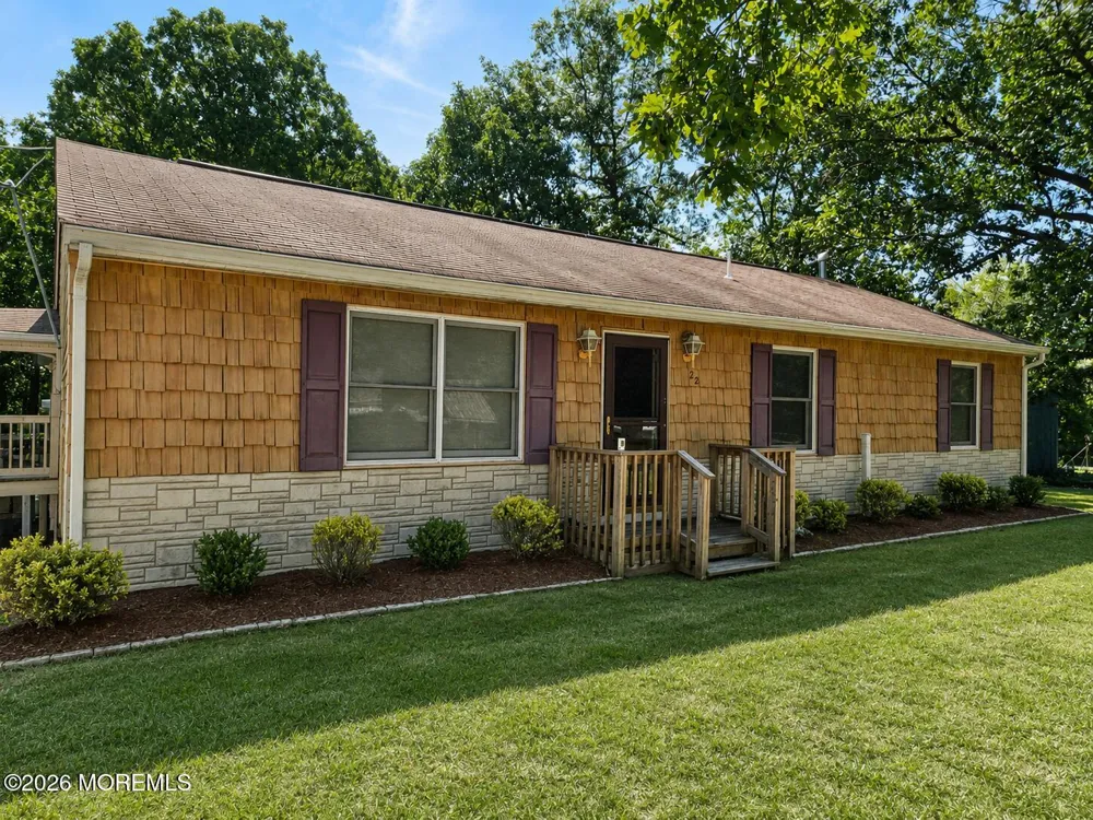 22 Radcliff Avenue Browns Mills, NJ 08015