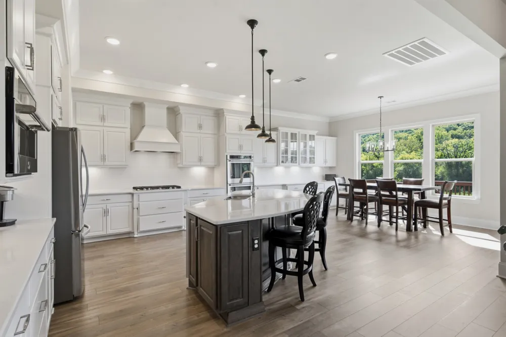 3170 Chase Point Dr Franklin, TN 37067