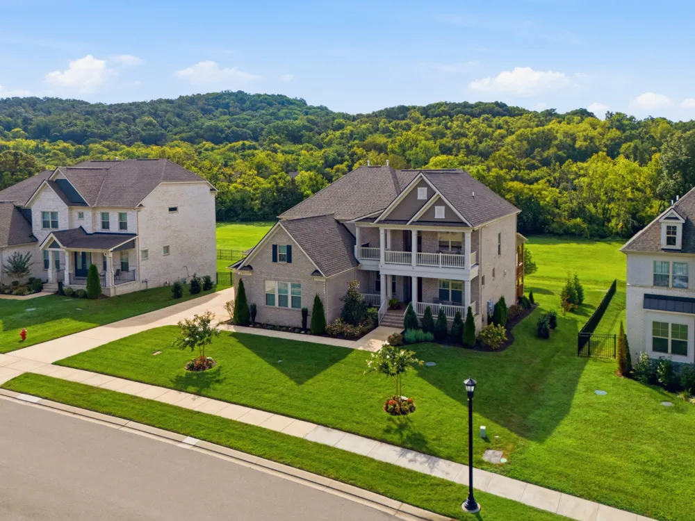 3170 Chase Point Dr Franklin, TN 37067