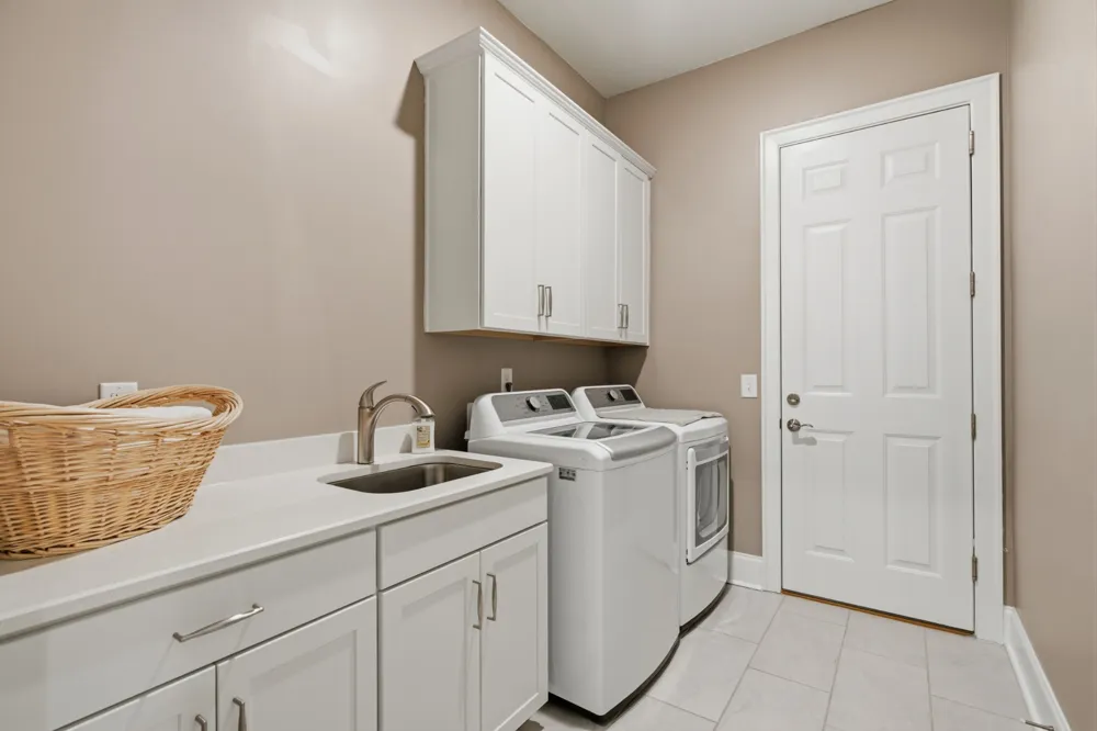 3170 Chase Point Dr Franklin, TN 37067