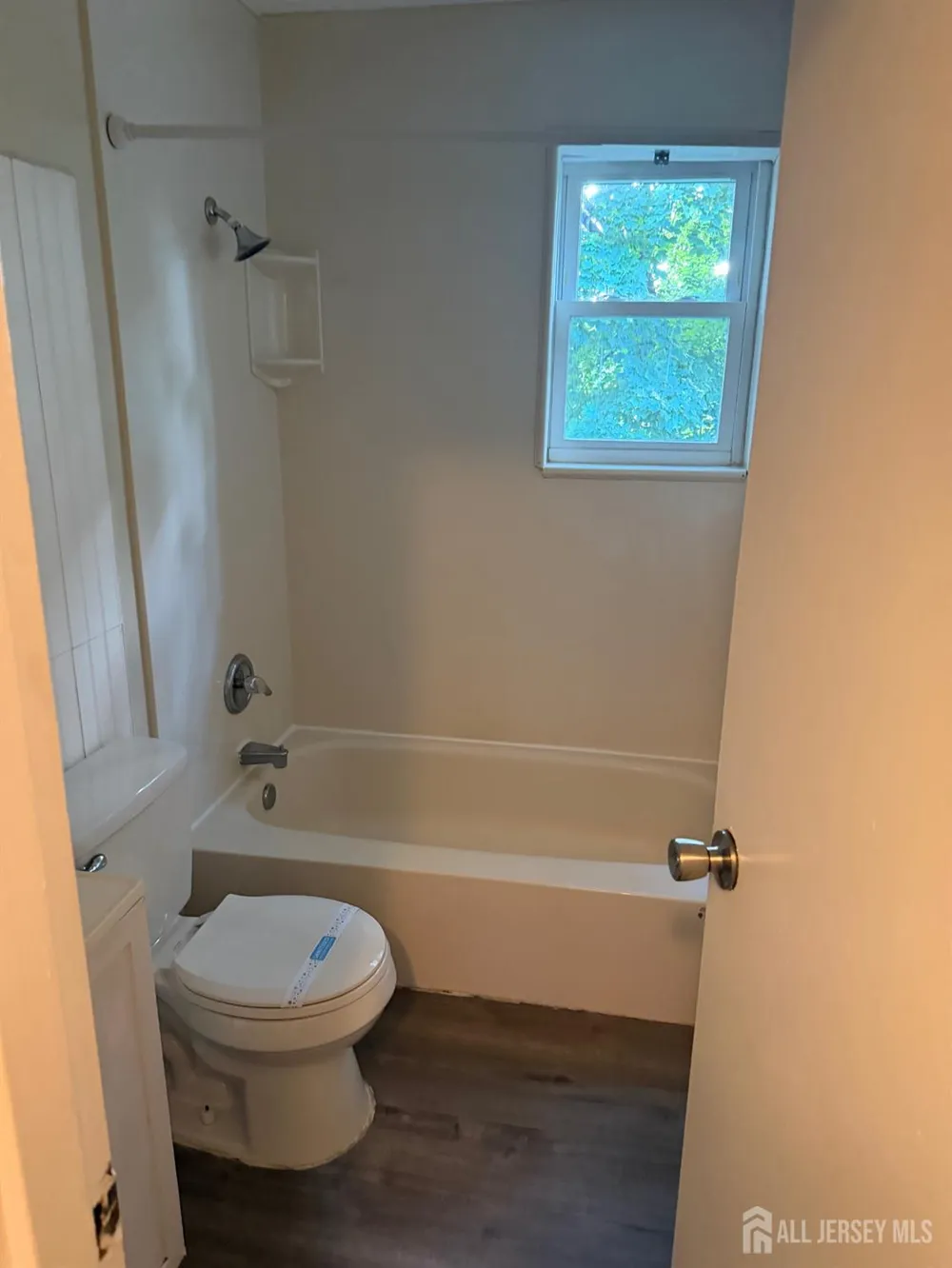 289 Main Street #4b Spotswood, NJ 08884