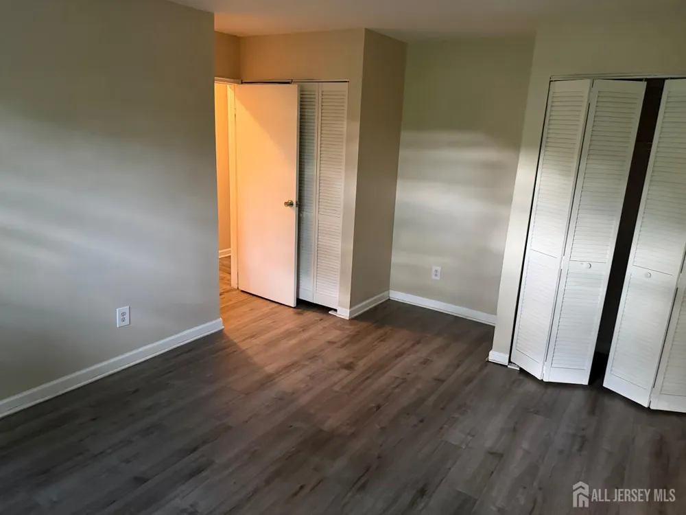 289 Main Street #4b Spotswood, NJ 08884