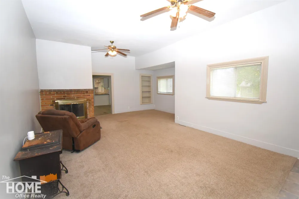 216 Laing Street Laingsburg City, MI 48848