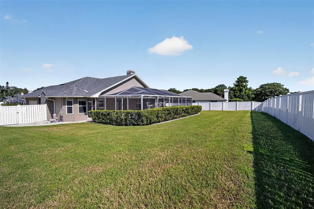 1850 SANDY KNOLL CIRCLE Lakeland, FL 33813