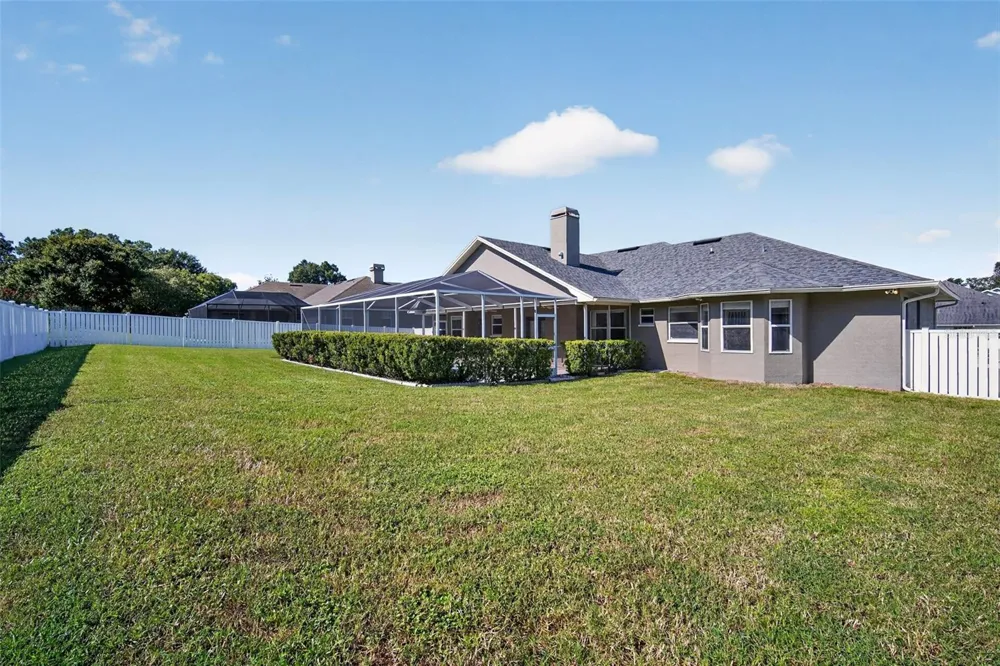 1850 SANDY KNOLL CIRCLE Lakeland, FL 33813