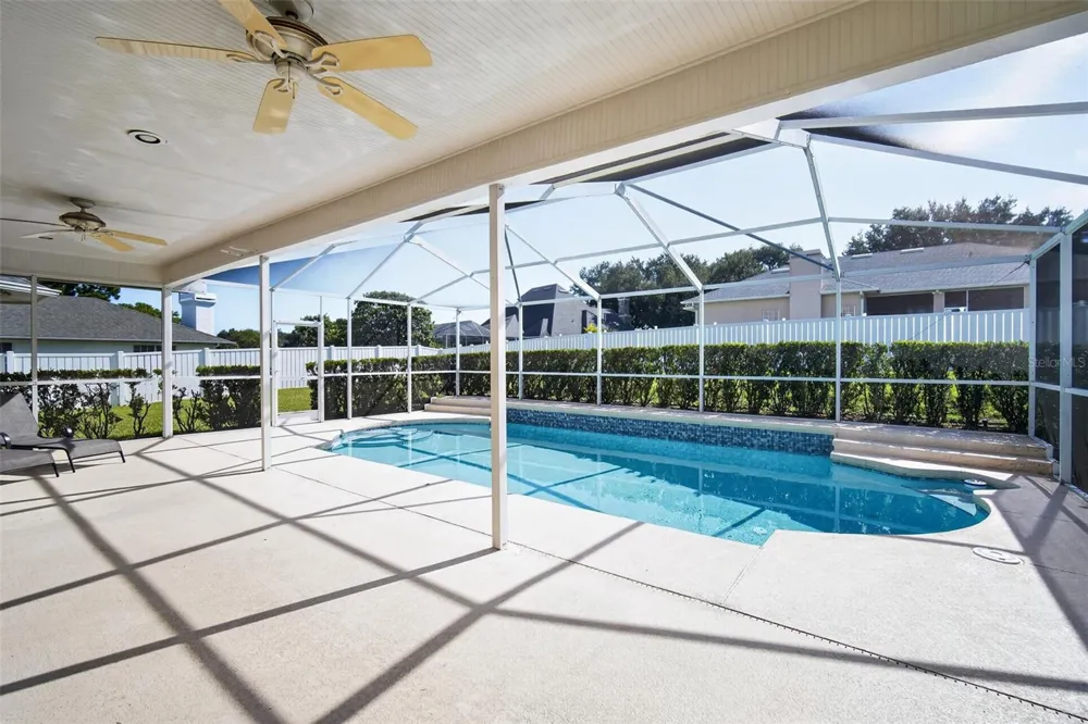 1850 SANDY KNOLL CIRCLE Lakeland, FL 33813