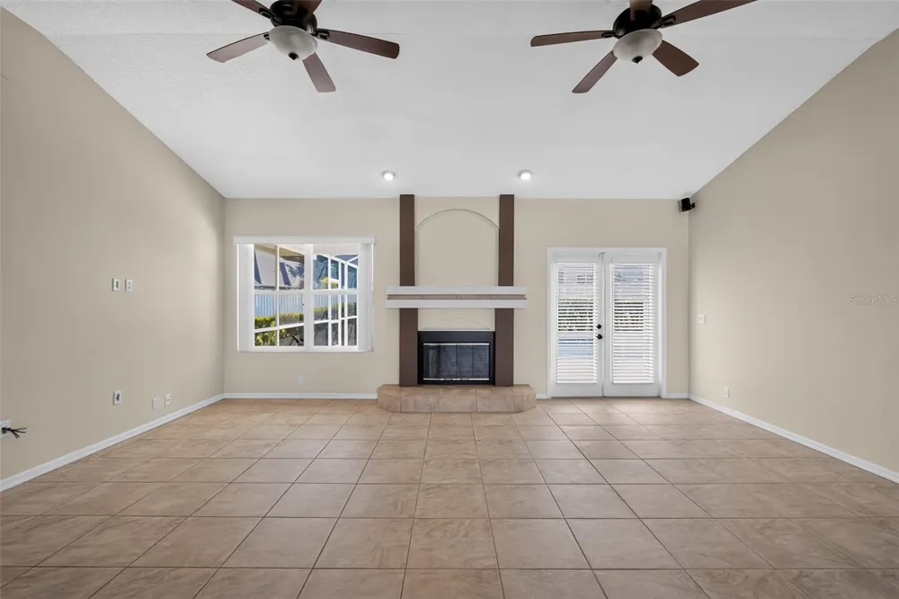 1850 SANDY KNOLL CIRCLE Lakeland, FL 33813