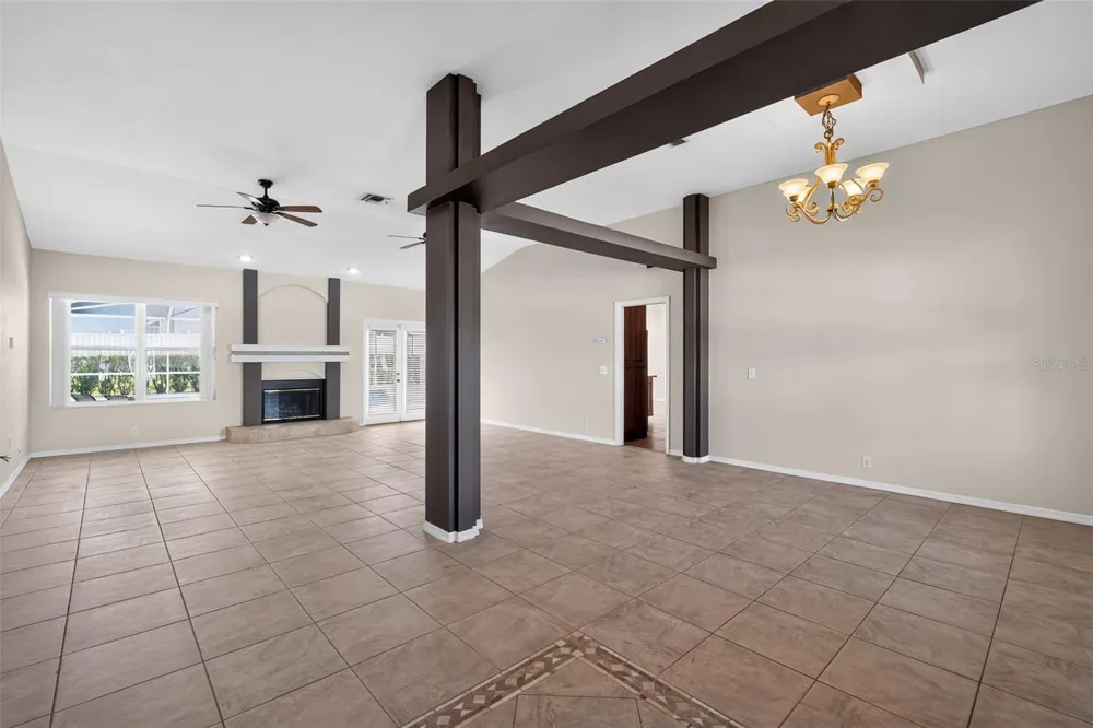 1850 SANDY KNOLL CIRCLE Lakeland, FL 33813