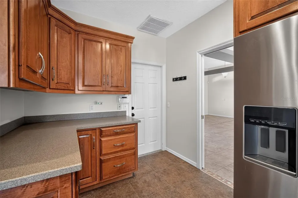1850 SANDY KNOLL CIRCLE Lakeland, FL 33813