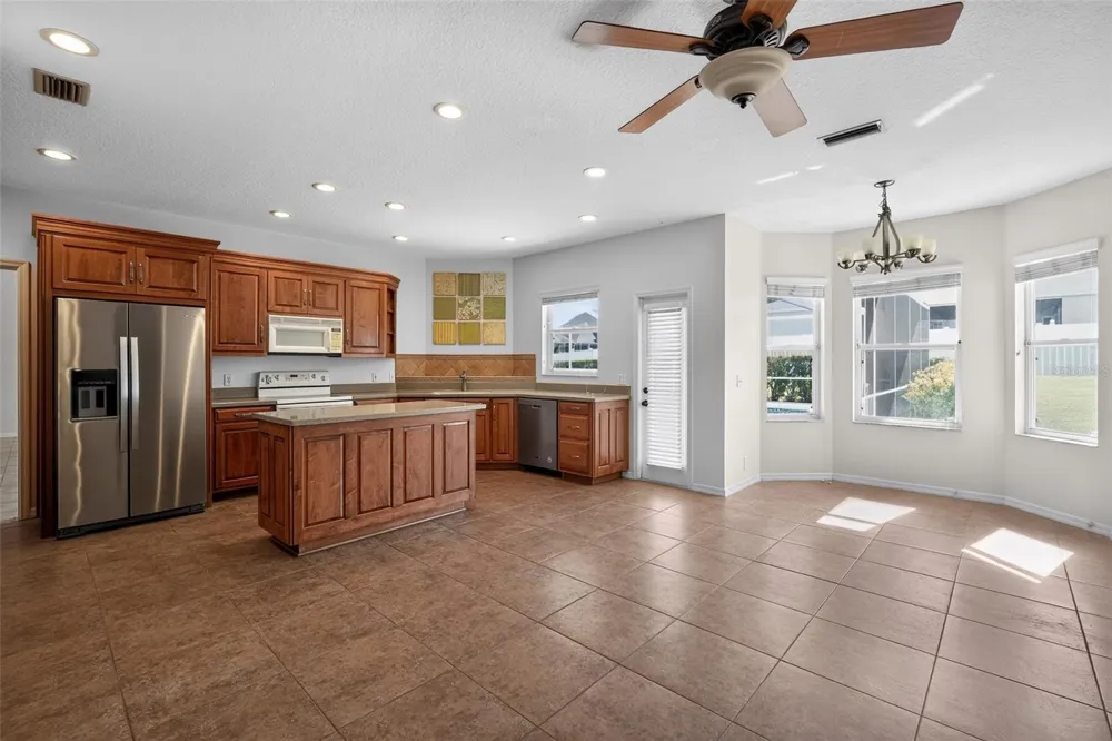 1850 SANDY KNOLL CIRCLE Lakeland, FL 33813