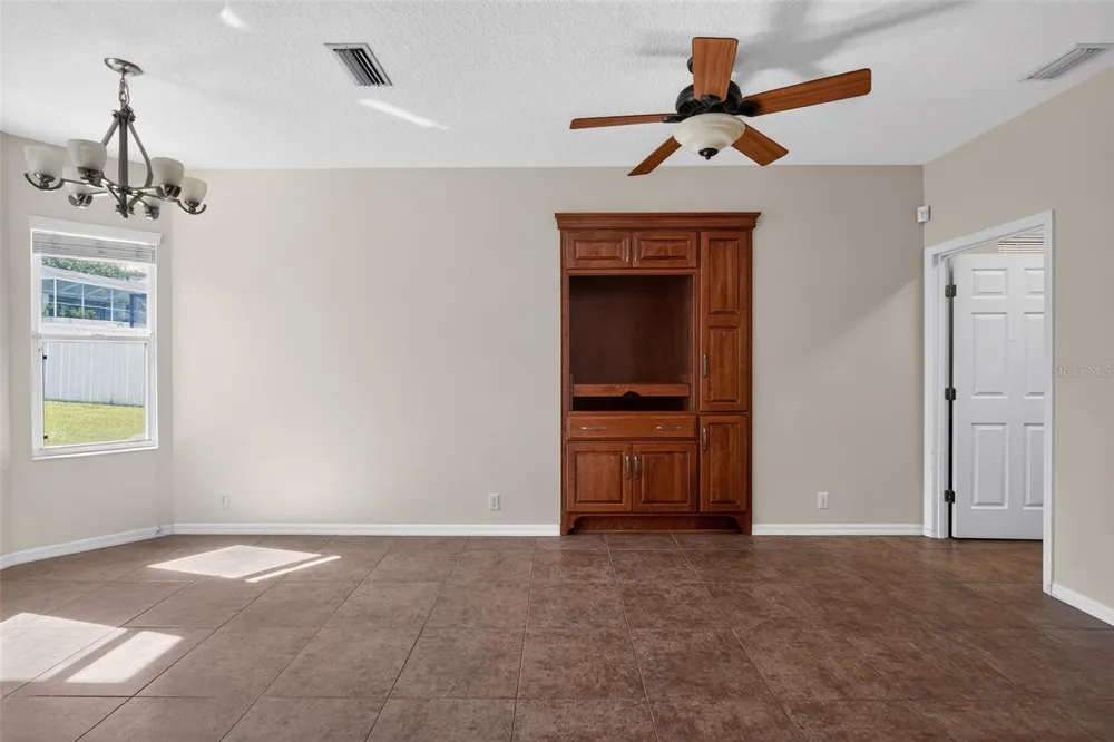 1850 SANDY KNOLL CIRCLE Lakeland, FL 33813