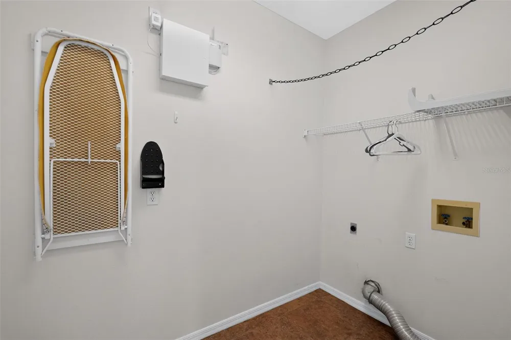 1850 SANDY KNOLL CIRCLE Lakeland, FL 33813