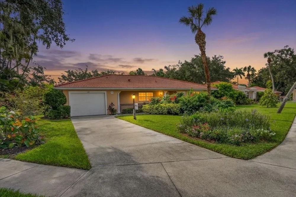 122 49TH COURT E Palmetto, FL 34221