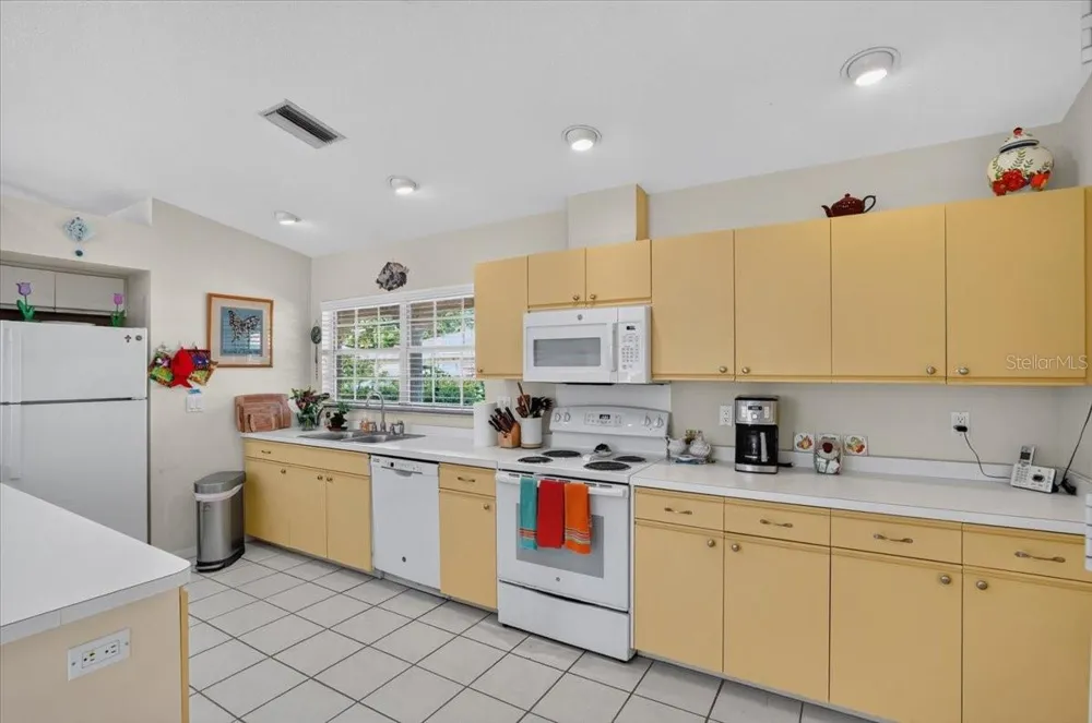 122 49TH COURT E Palmetto, FL 34221