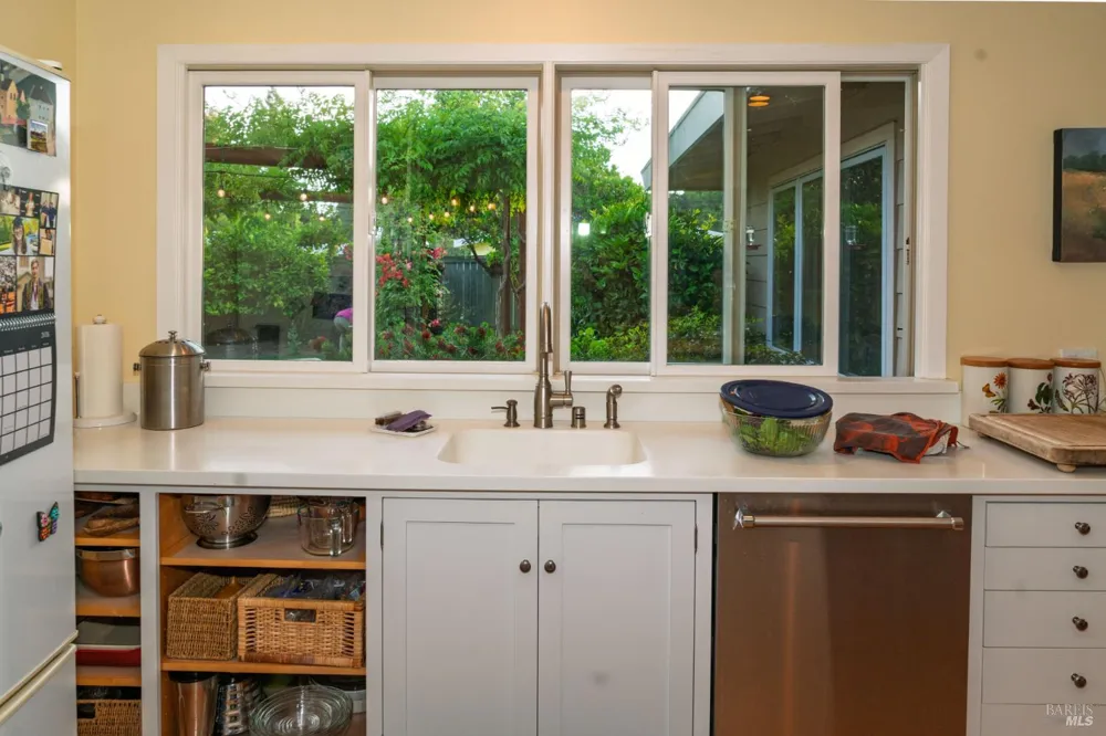 775 Josephine Lane Healdsburg, CA 95448