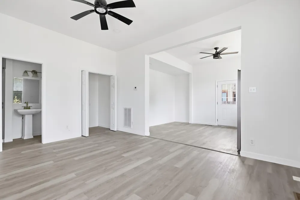 2105 Kirby Avenue Chattanooga, TN 37404