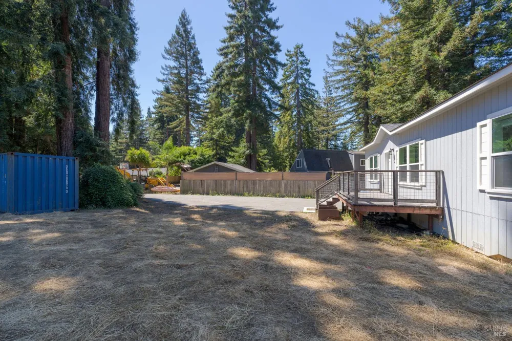 39934 Gualala Court Gualala, CA 95445