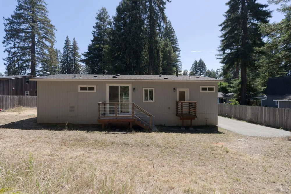 39934 Gualala Court Gualala, CA 95445