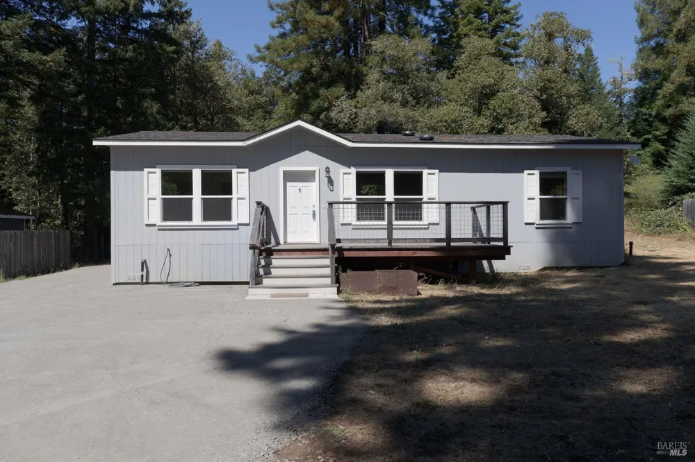 39934 Gualala Court Gualala, CA 95445