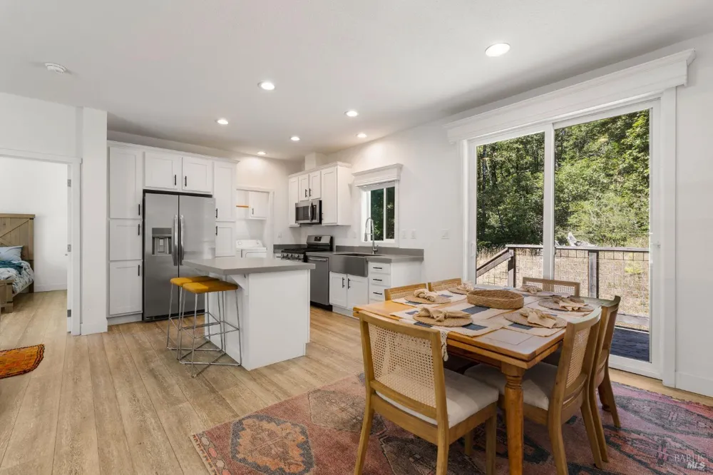 39934 Gualala Court Gualala, CA 95445