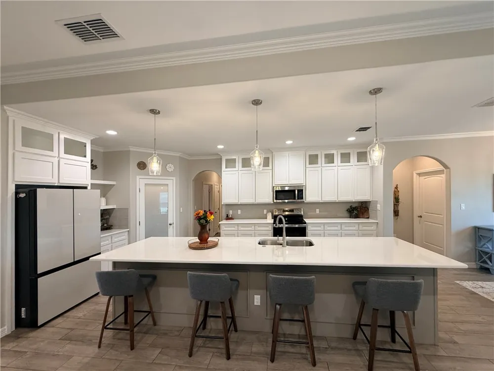 105 Traditions Drive Rockport, TX 78382