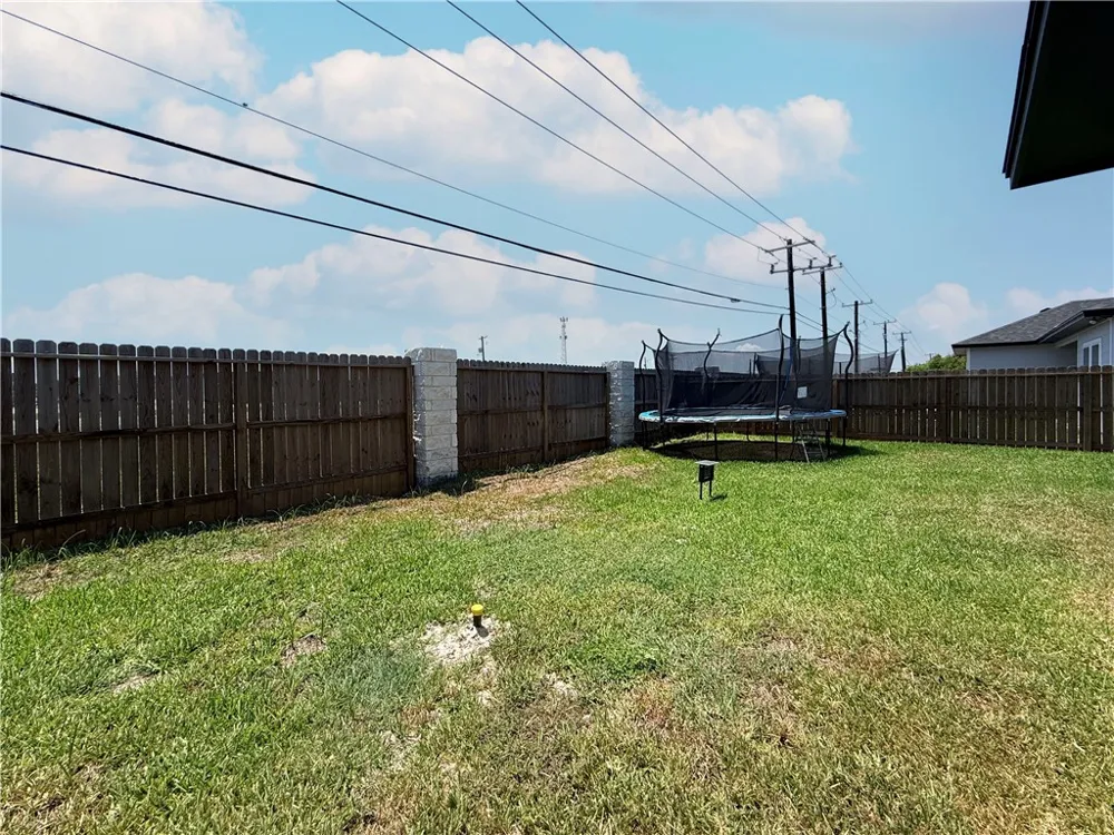 105 Traditions Drive Rockport, TX 78382