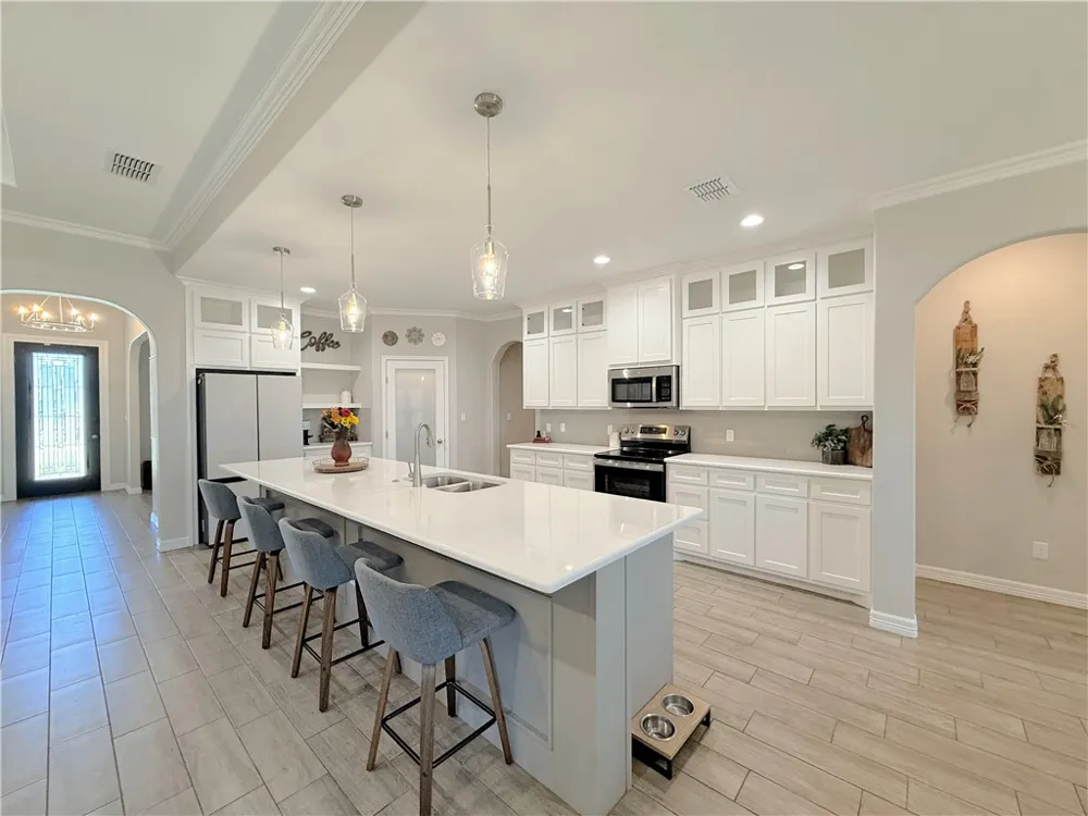 105 Traditions Drive Rockport, TX 78382