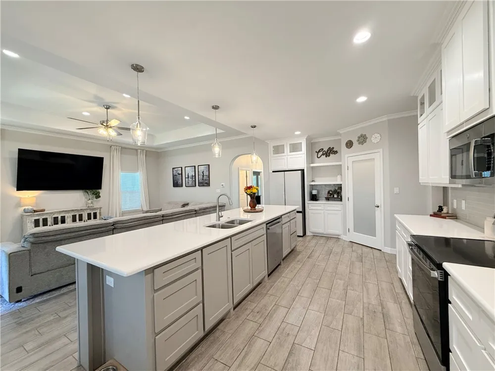 105 Traditions Drive Rockport, TX 78382