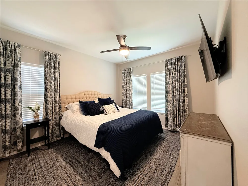 105 Traditions Drive Rockport, TX 78382