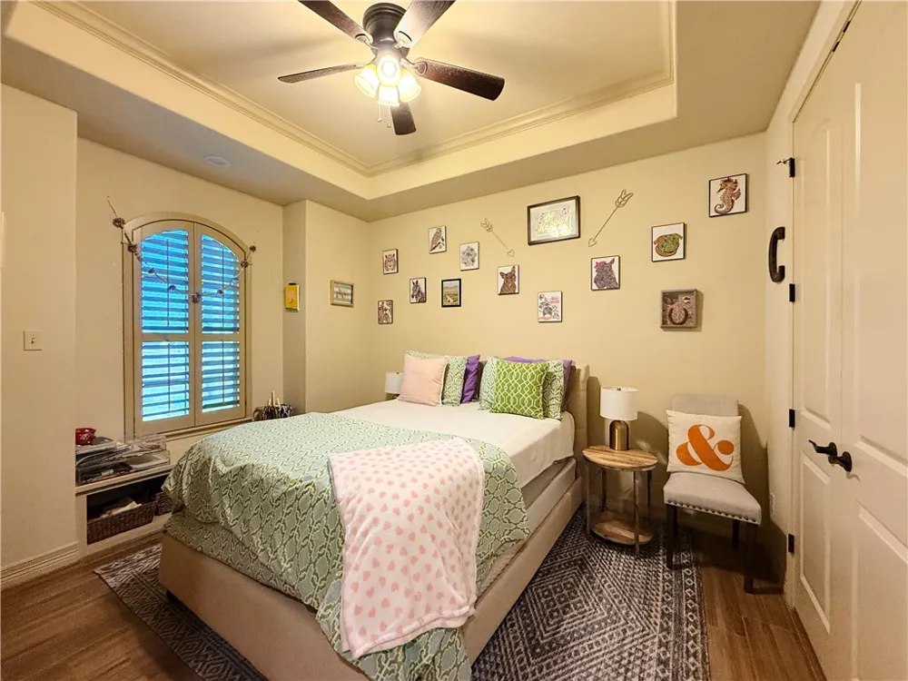 102 Chiman Drive Portland, TX 78374