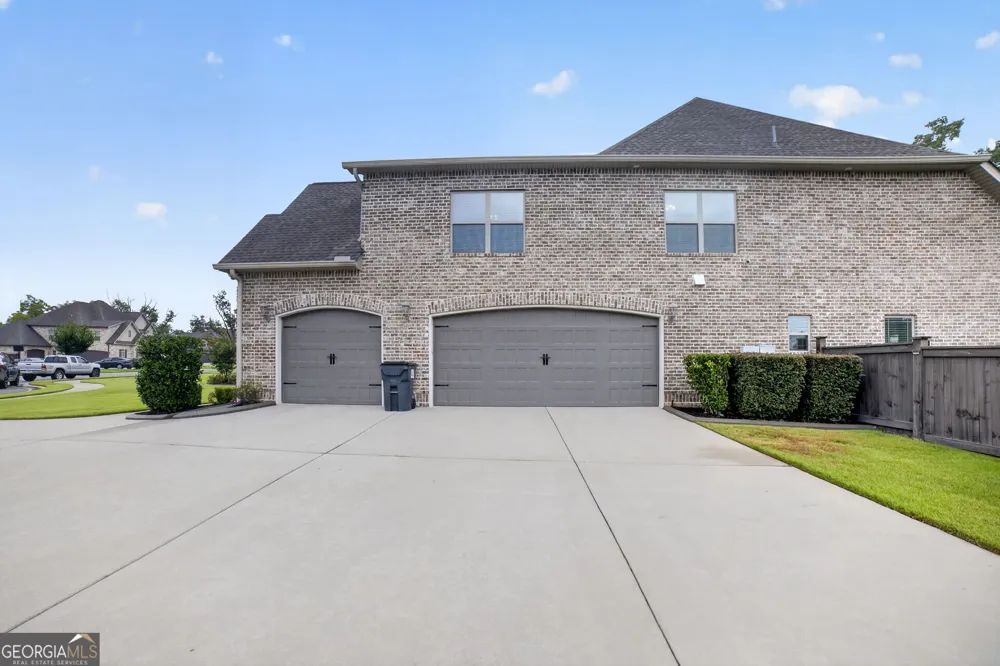 506 Southern Woods TRL Kathleen, GA 31047