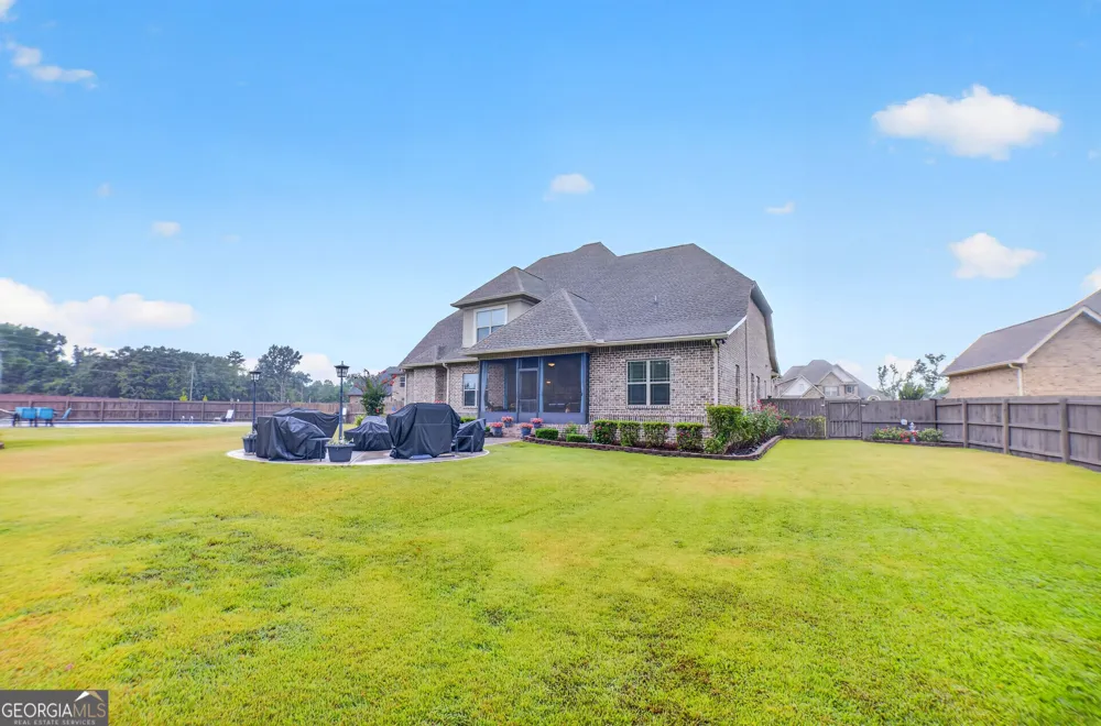 506 Southern Woods TRL Kathleen, GA 31047