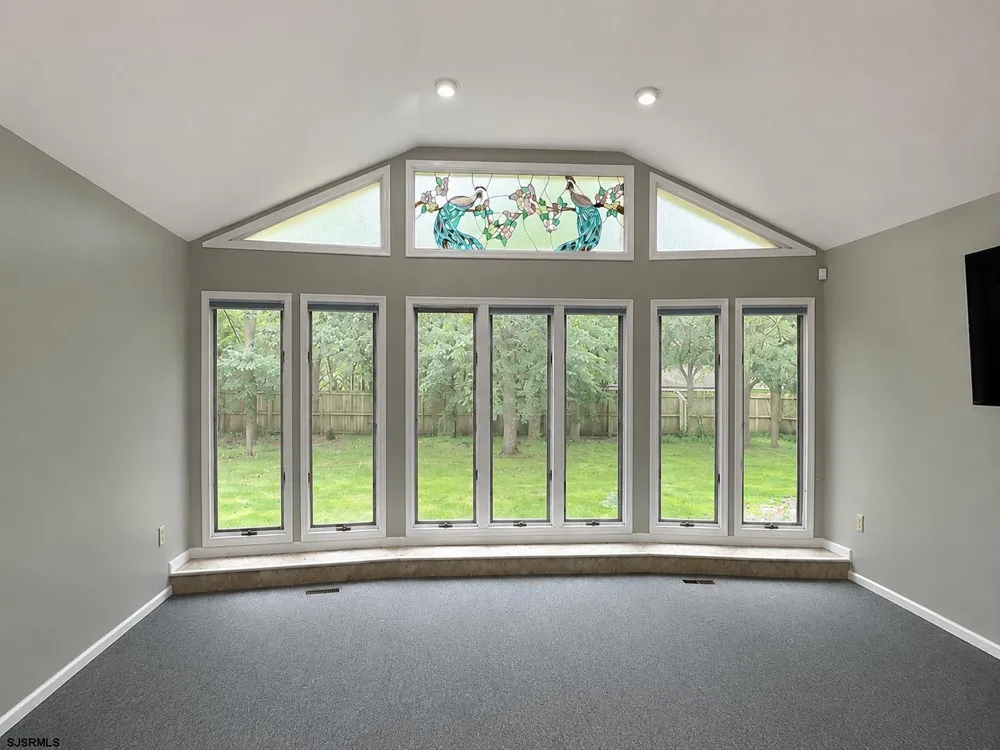 17 Orchard Egg Harbor Township, NJ 08234